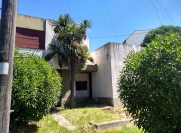 Casa · 150m² · 4 Dormitorios · 1 Cochera · Casa Americana 5 Ambientes con Cochera