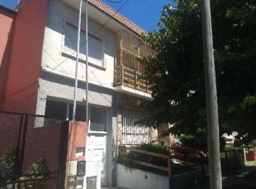Departamento · 60m² · 2 Dormitorios · 1 Cochera · Departamento Tres Ambientes con Cochera