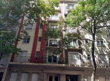 Departamento · 90m² · 2 Dormitorios · Departamento Tres Ambientes