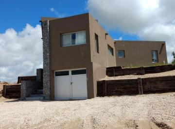 Casa de 4 ambientes, Costa Esmeralda · Casa en Venta - Costa Esmeralda - Barrio Golf