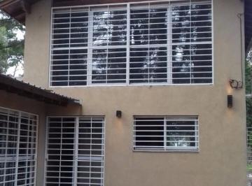 Casa · 150m² · 2 Dormitorios · 1 Cochera · Casa en El Bosque Peralta Ramos