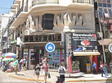 Local comercial , Once · Corrientes Al 2500. Esquina. Oportunidad!