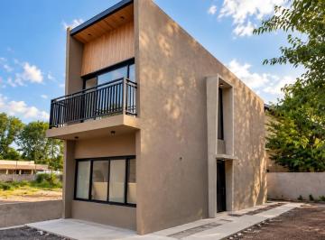 Departamento · 75ha · 3 Ambientes · 1 Cochera · Condominio de 6 Departamentos de 3 Ambientes con Cochera Propia en del Viso