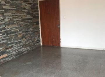 Departamento de 4 ambientes, Mataderos · Mataderos Alquiler Depto 4 Amb. Frente con Balcón