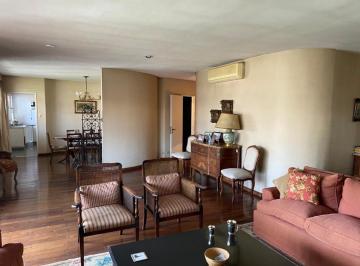 Departamento · 194m² · 10 Ambientes · Vendo Departamento 3 Dorm. Sarmiento 300