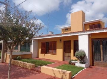 Casa de 3 ambientes, Córdoba · Apta Credito - Casa B° Dean Funes
