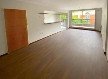 Departamento · 70m² · 3 Ambientes · 1 Cochera · Departamento en Centro