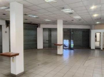 Local comercial · Av General Paz 5400