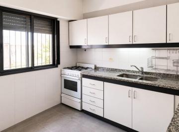 KNK-KNK-3950_2 · Oportunidad Venta Triplex Ramos Mejia con Cochera y Patio