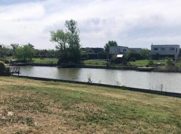 Terreno · 1264m² · Venta Lote a La Laguna en El Barrio San Marco Villa Nueva Tigre