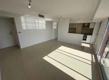 Departamento de 2 ambientes, Morón · 2 Amb Céntrico, Amplio y Buena Orientacion