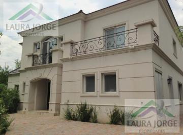 Casa · 720m² · 7 Ambientes · 2 Cocheras · Casa - La Caballeriza