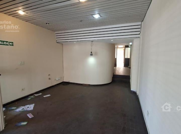 Local comercial · 101m²