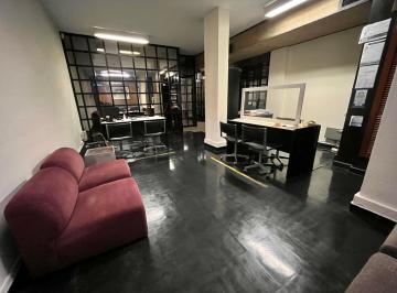 Local comercial · 77m² · Excelente Local a m de Bv. Oroño y de Av Pellegrini - Oficina Lista Habitar.