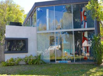 Casa · 282m² · 5 Ambientes · 1 Cochera · Océano, Casa Balneario Buenos Aires
