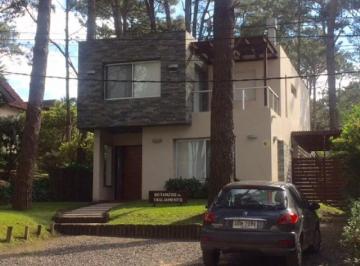 Casa · 150m² · 4 Ambientes · 3 Dorm. | Montoya - La Barra