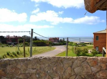 Casa · 150m² · 5 Ambientes · 1 Cochera · 4 Dorm. | Barnby
