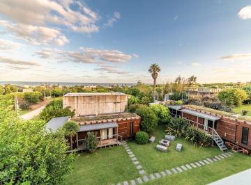 Casa · 70m² · 2 Ambientes · 1 Cochera · 1 Dormitorio | Calle 7