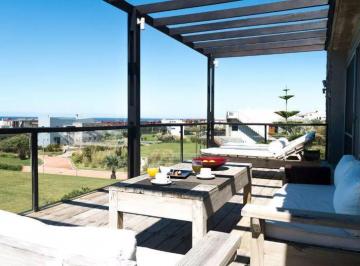 Casa · 5 Ambientes · 1 Cochera · 4 Dorm. | Ruta 10