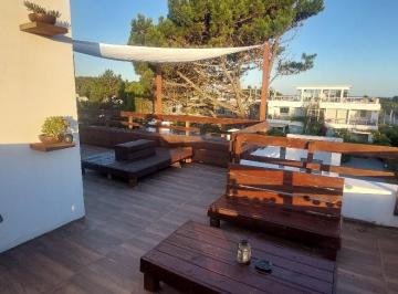 Departamento · 80m² · 4 Ambientes · 1 Cochera · Departamento - Manantiales