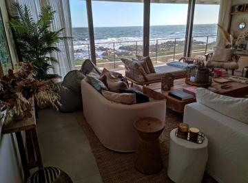 Departamento · 200m² · 6 Ambientes · Alquiler de 4 Dorm. en La Barra
