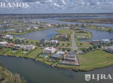 Terreno · 680m² · Terreno en Puertos del Lago - Barrio Amarras