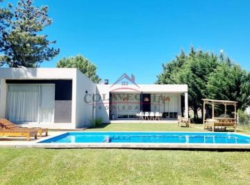 Campo · 170m² · 5 Ambientes · Hermosa Casa Amueblada en Costa Esmeralda. Sector Golf - Lote 07