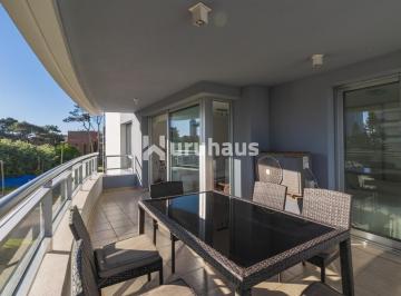 Foto1 · Venta Apartamento Tres Dorm. Forest Tower 2 Playa Brava