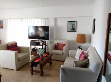 Departamento · 100m² · 4 Ambientes · Departamento 4 Ambientes, con Terraza y Parrilla.