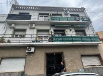 Departamento de 2 ambientes, Avellaneda · Avellaneda Centro Departamento 3 Amb C/patio Apto Credito