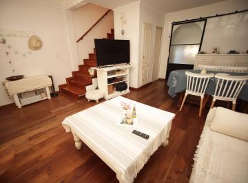 Casa de 5 ambientes, La Matanza · Hermoso Triplex en Ramos Mejía