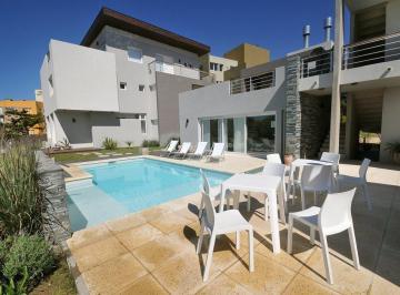 Departamento · 50m² · 2 Ambientes · 1 Cochera · Departamento · 2 Ambientes · Cochera · Av 2 · Villa Gesell Sur · Terra Nostra