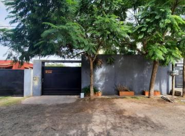 Casa · 70m² · 4 Ambientes · 1 Cochera · Departamento. Duplex. PH, en Venta, en José Hernández. La Plata