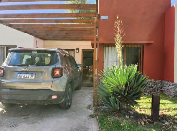 Casa · 50m² · 3 Ambientes · 1 Cochera · Casa 2 Dorm.
