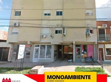 Departamento · 24m² · 1 Cochera · Atención Inversores! Monoambiente Sobre Av con Cochera!