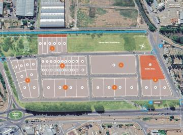 Terreno · 365m² · Terreno Venta Centenario Sobre Ruta 7, Apto Desarrollo Comercial Y/o Vivienda, de 365 m² a 9.000 m²