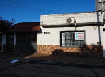 1847897077.jpg · Oportunidad Casa 4 Amb + Cochera. berazategui Centro.