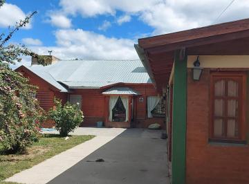 Casa de 6 ambientes, El Bolsón · Casa de 3 Dorm. en El Bolsón - Barrio Centro Las Quintas