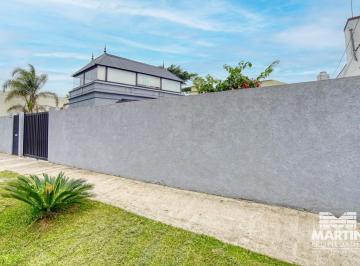 Casa de 5 ambientes, San Isidro · Muy Lindo y Original Chalet, Sobre Lote de 310 m².