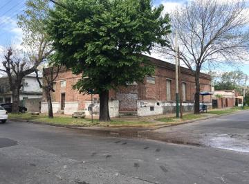 Local comercial · 271m² · Importante Casona en Venta - Llavallol - Lomas de Zamora