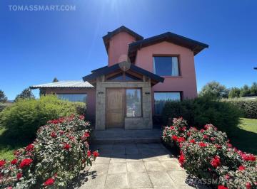 Casa · 1143m² · 5 Ambientes · 1 Cochera · Casa en Bariloche
