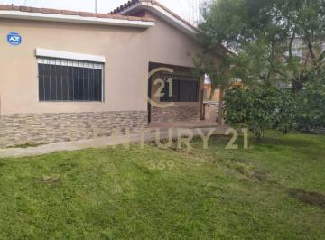 Casa · 97m² · 4 Ambientes · Dos Casas en El Mismo Padrón con Renta Anual del 6%