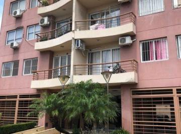 Frente edificio · Excelente Departamento de 2 Amb. en Venta