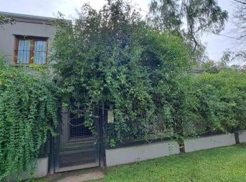 Casa · 311m² · 5 Ambientes · 2 Cocheras · Hermosa Casa en Barrio de Quintas, La Unión, Ezeiza!