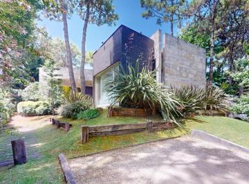 Casa · 265m² · 4 Ambientes · Cariló Cod 540 Venta y Alquiler