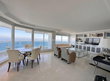 Foto1 · Hermoso Apartamento en Venta en Millenium Tower, Punta del Este.