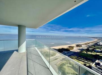 Foto1 · Apartamento de 4 Dorm. Frente Al Mar en Torre Venetian, Punta del Este.
