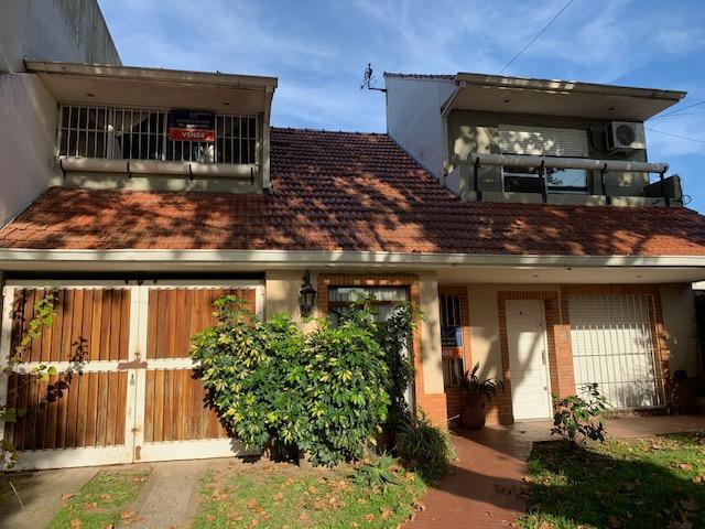 PH · 145m² · 3 Ambientes · 1 Cochera