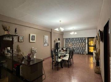 Casa en Venta de 4 ambientes Lomas del Mirador · Casa 3 Ambientes, Vende/permuta Garage. Planta B. a m de Gral Paz Lomas de