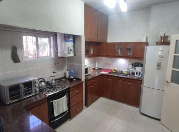 PH de 3 ambientes, La Matanza · Casa PH en Venta 3 Ambientes Patio Ramos Mejía Centro
